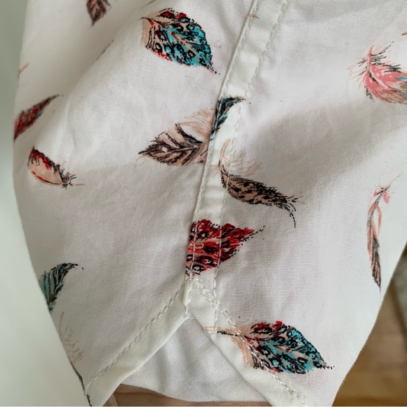 Men’s Short Sleeve Button Down Shirt - Picture 6 of 9